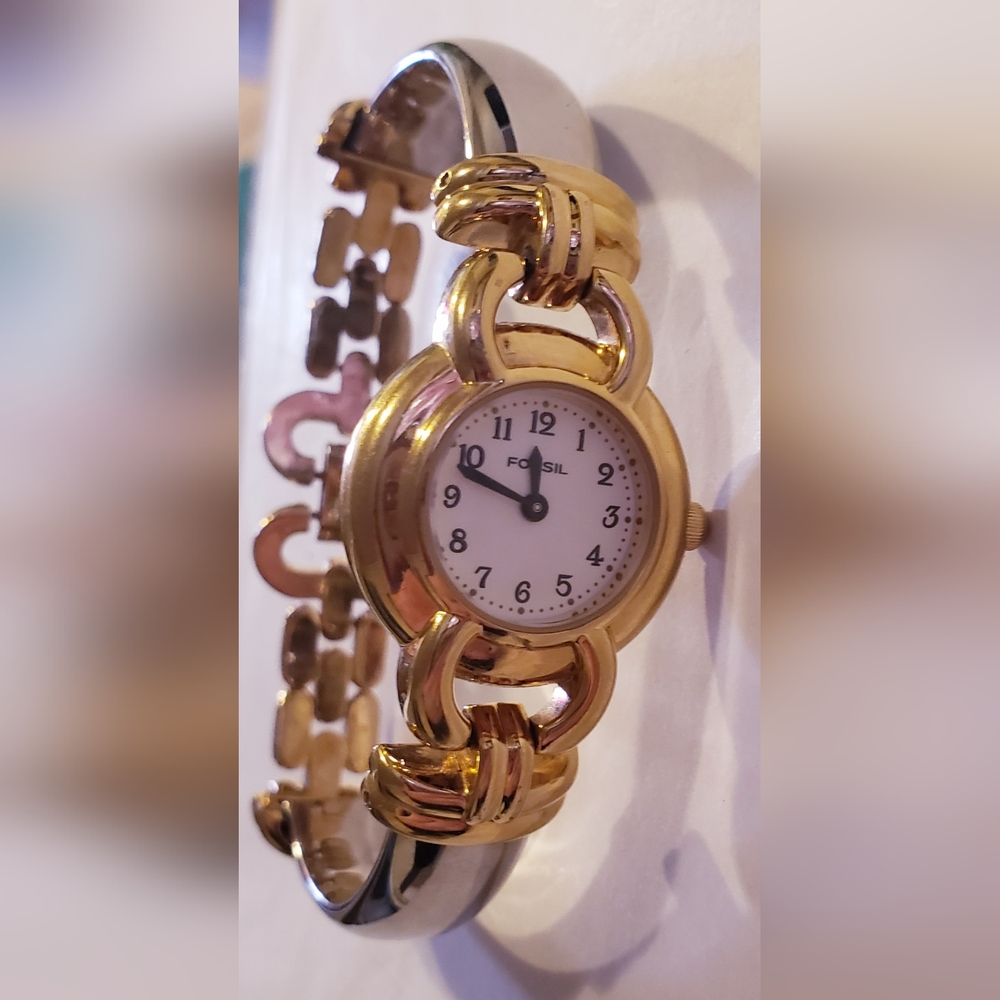 Fossil Es-8727 Two Tone Quartz Analog Ladies Watc… - image 3